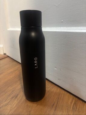 LARQ Black Insulated Water Bottle Self Cleaning Smart Bottle